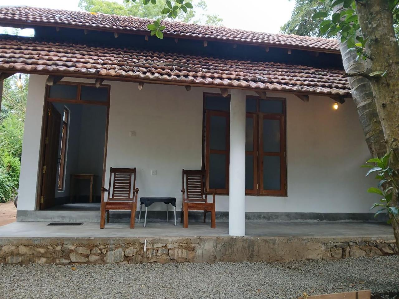 Lagoon Birds - Tangalle Hotel Exterior photo